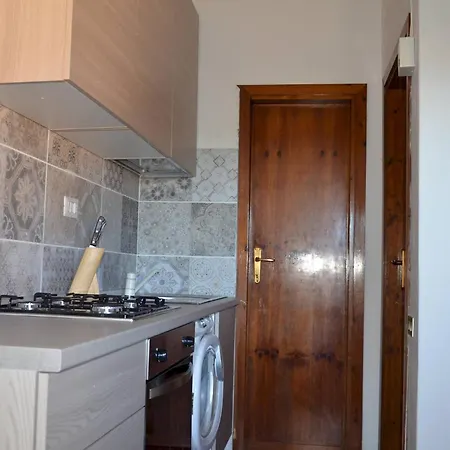 Delizioso Bilocale Con Stupenda Vista Mare Fpo-mar01 Апартаменты *